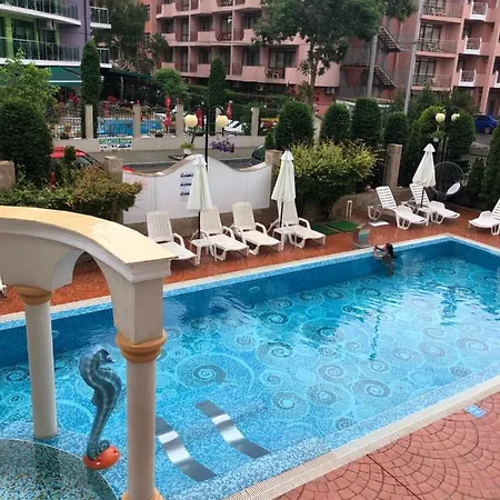 Luxurioese 2 Zimmerwohnung Mit Balkon/Spa/Pool Sunny Beach Слънчев бряг