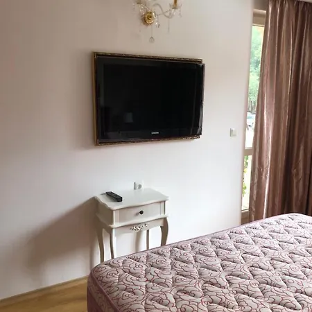 Apartment Luxuriöse 2 Zimmerwohnung mit Balkon/SPA/POOL Sunny Beach